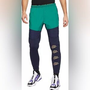 Nike Therma-FIT Fleece Sweatpants